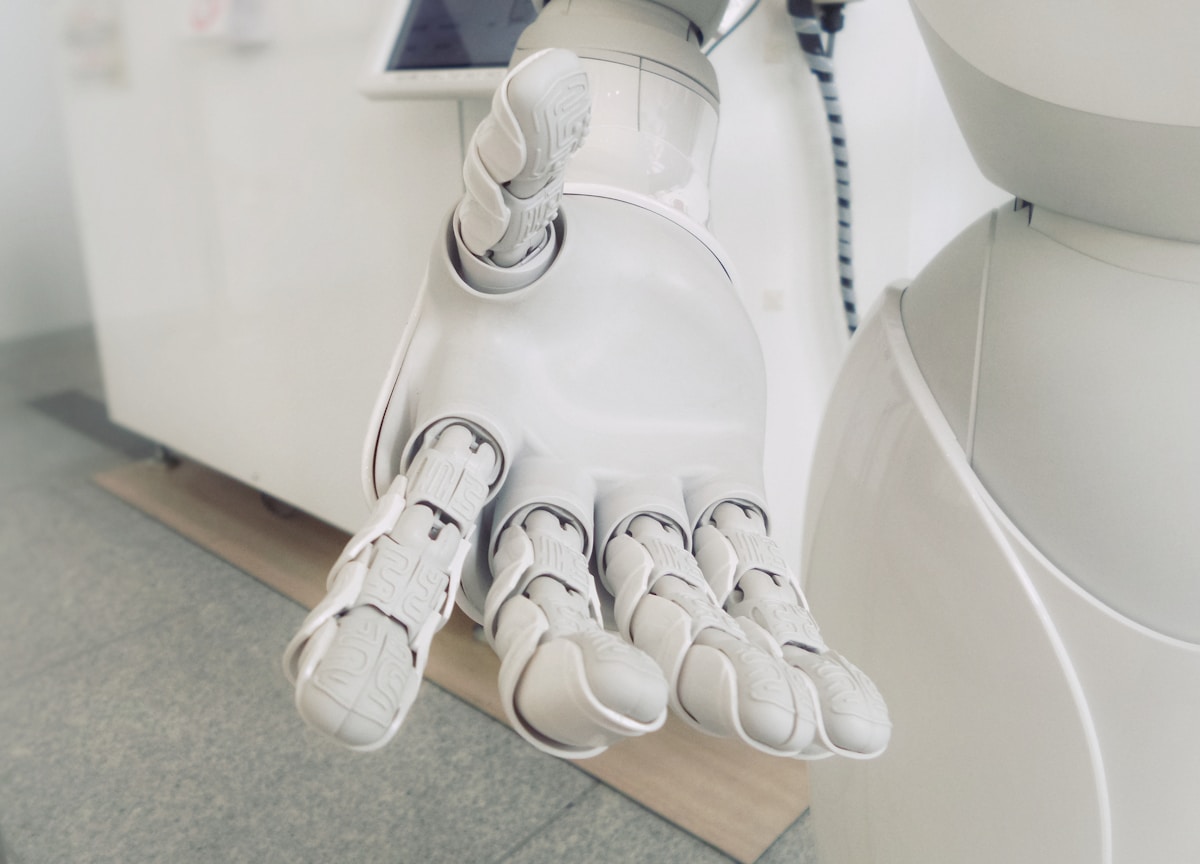 Agentes de inteligencia artificial autónomos trabajando 2026