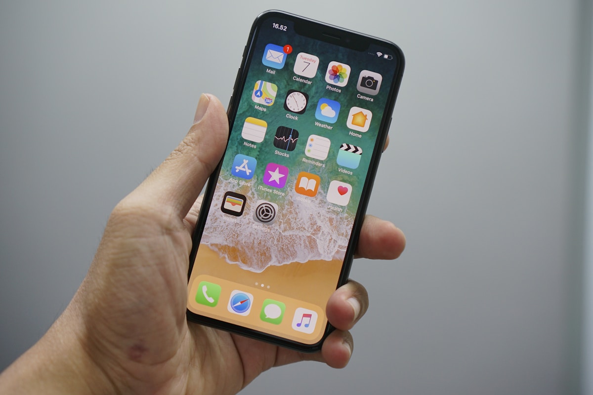 Apple iPhone iOS 27 Apple Intelligence inteligencia artificial